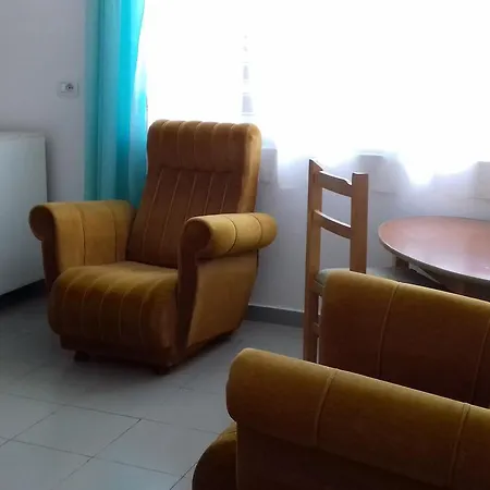Kruja Hostel 旅馆