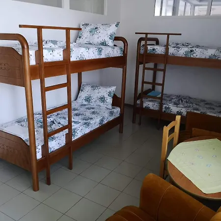 Kruja Hostel * Krujë